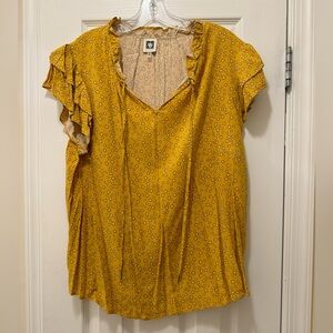 Yellow business casual blouse